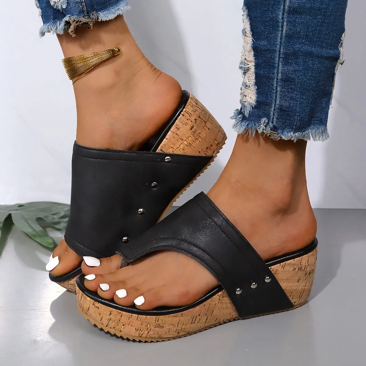 Comfortable Slip On Wedge Sandals