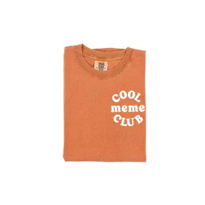 COOL Meme CLUB - Pocket Design - SHORT SLEEVE COMFORT COLORS TEE